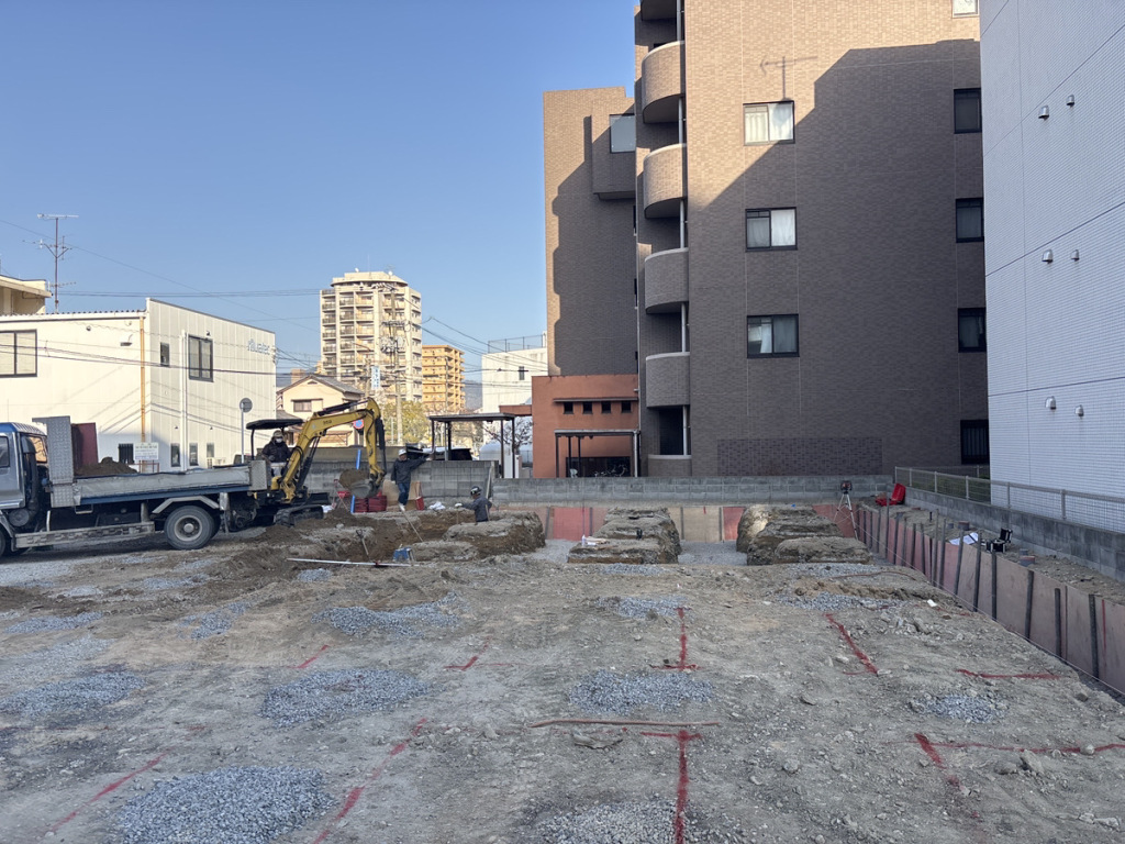 「データコーポレーション新社屋新築工事」基礎掘削状況です